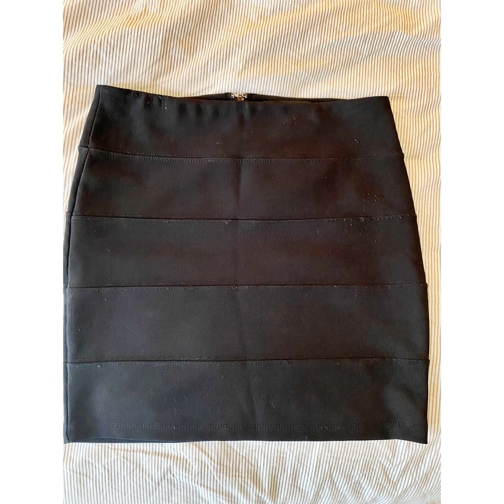 Black tight stripe skirt